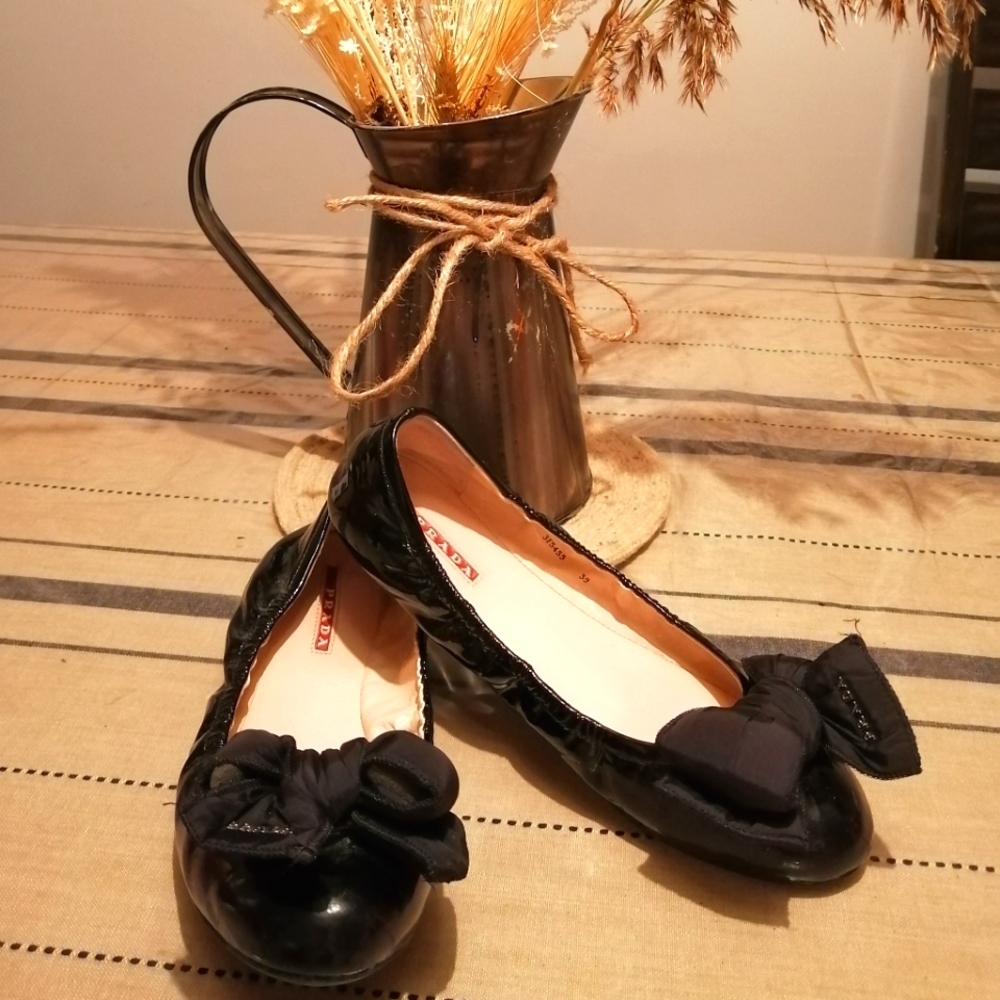 PRADA BALLET FLATS SIZE  39